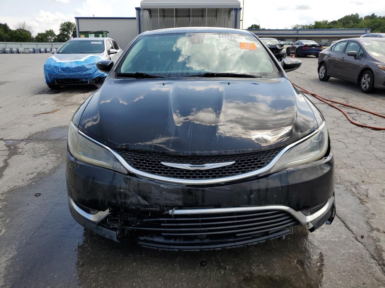 2015 Chrysler 200 Limited - Фото 5