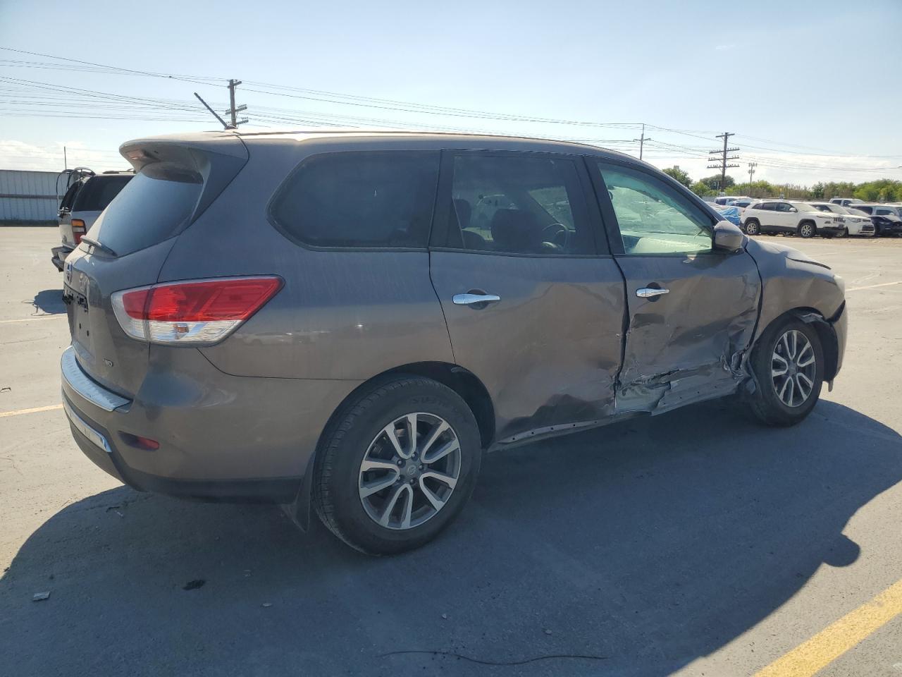 2013 Nissan Pathfinder S - Фото 3