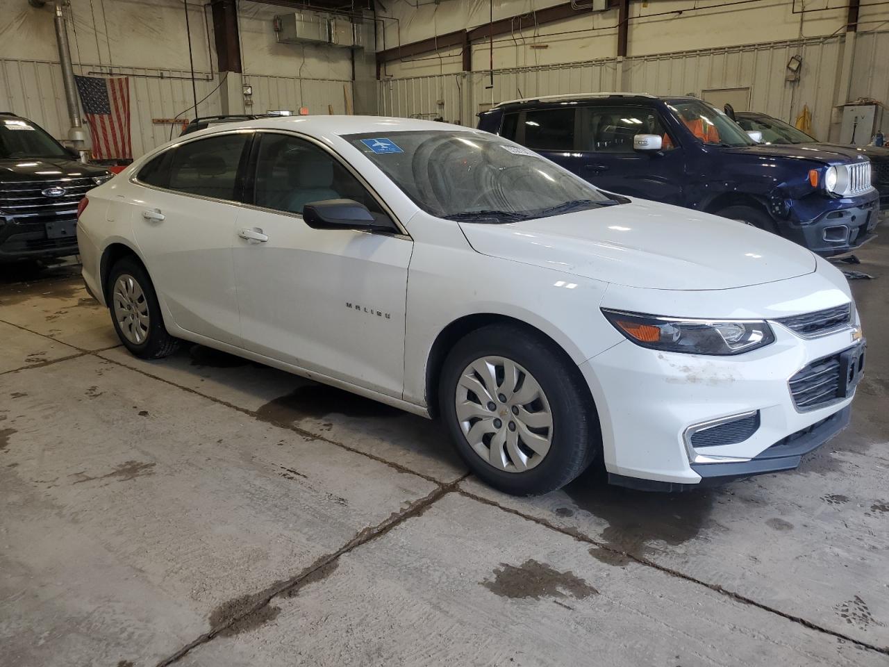 2016 Chevrolet Malibu L - Image 4