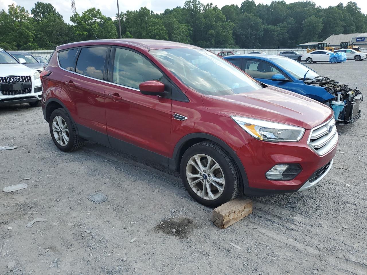2019 Ford Escape Se - Фото 4