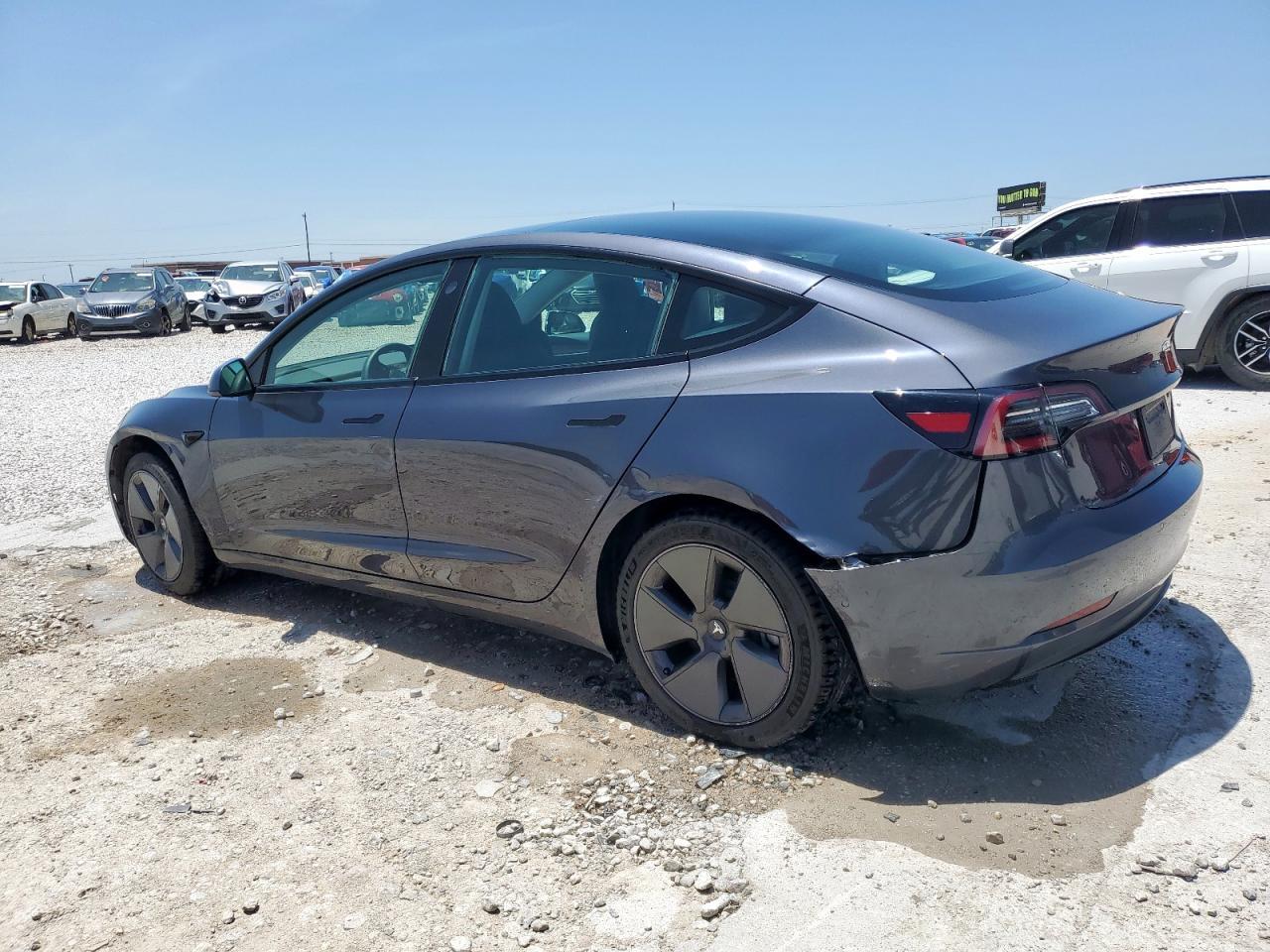 2021 Tesla Model 3 - Фото 2