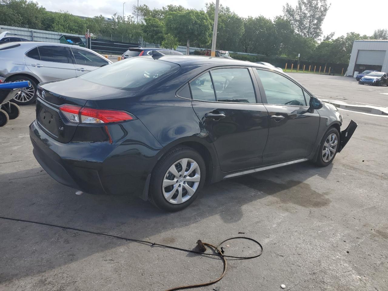 2025 Toyota Corolla Le - Image 3