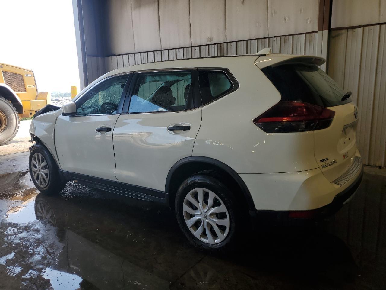 2018 Nissan Rogue S - Фото 2