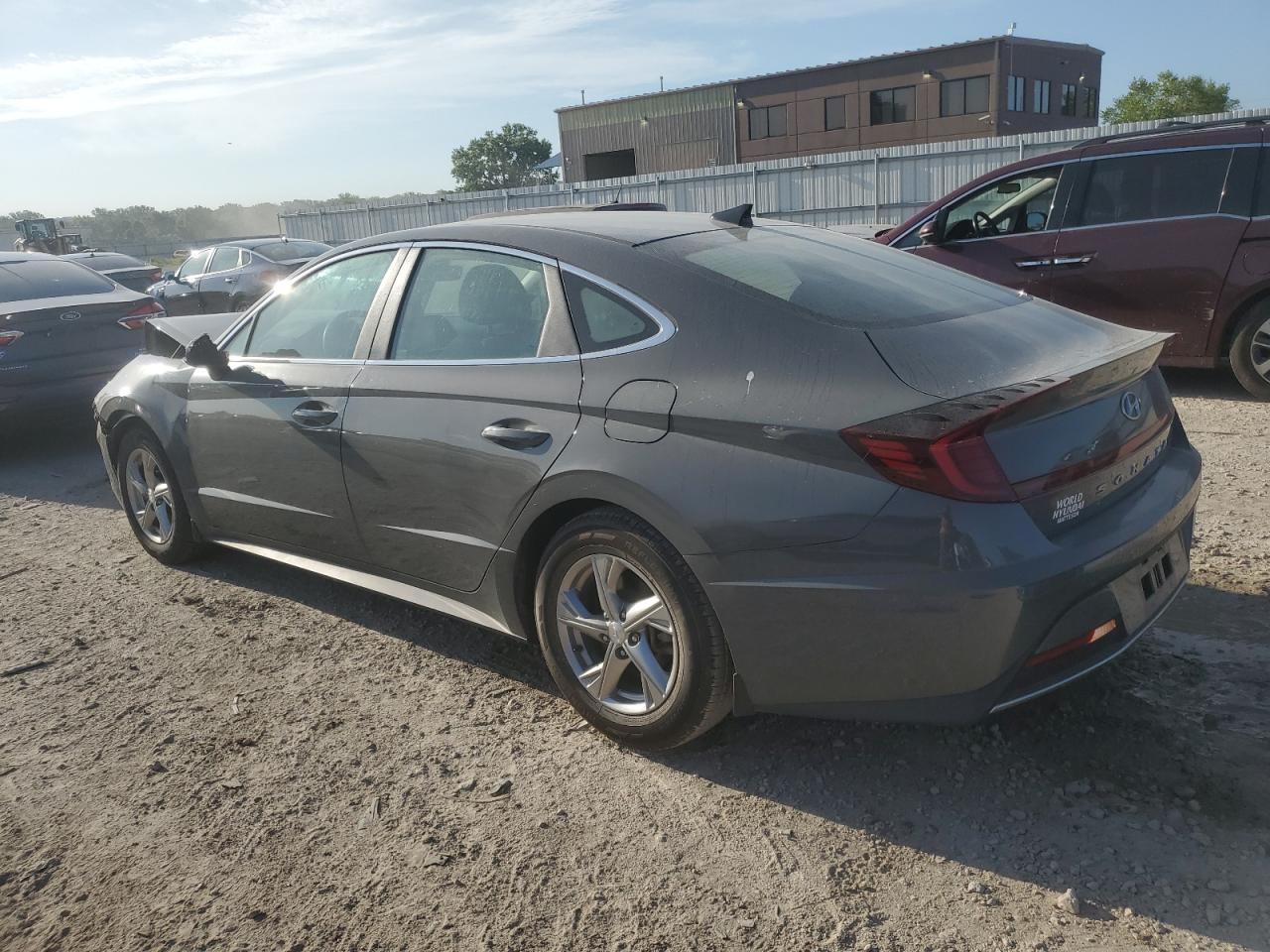 2021 Hyundai Sonata Se - Фото 2