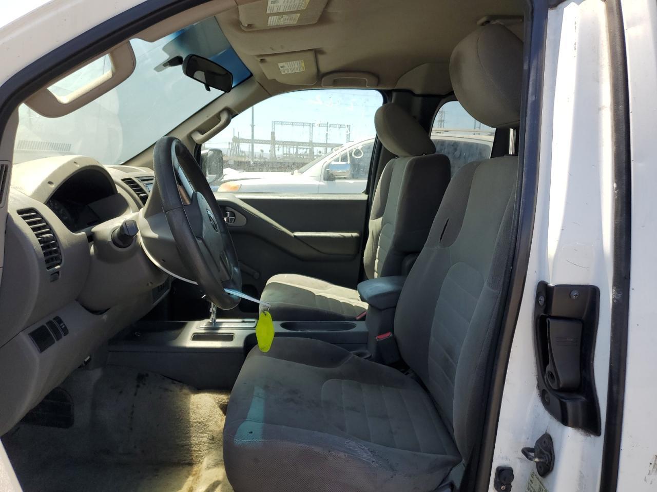 2012 Nissan Frontier S - Фото 7