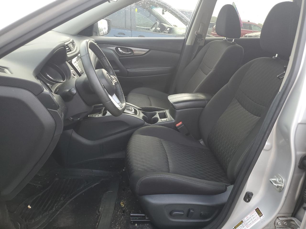 2019 Nissan Rogue S - Image 7