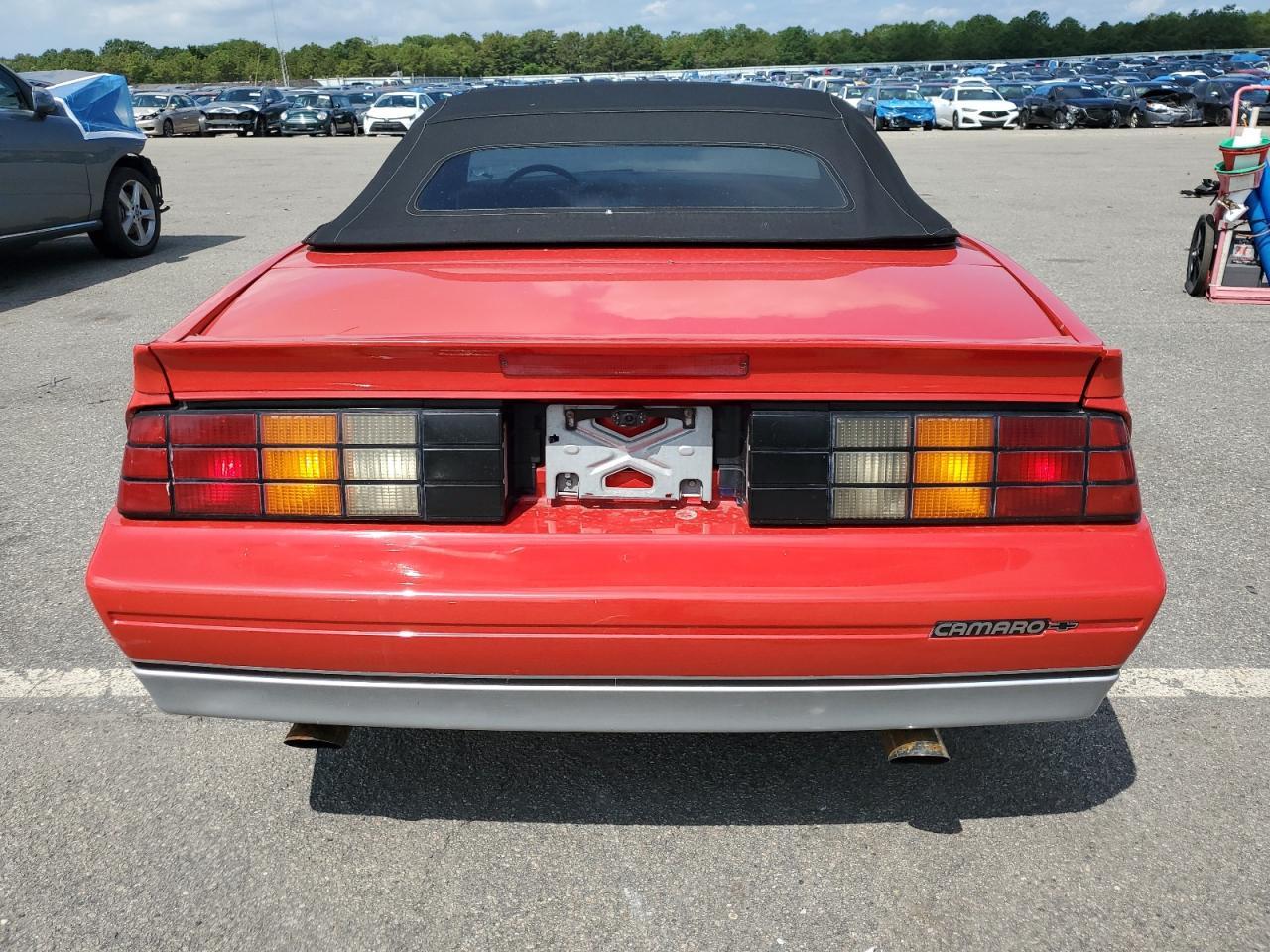 1988 Chevrolet Camaro - Фото 6