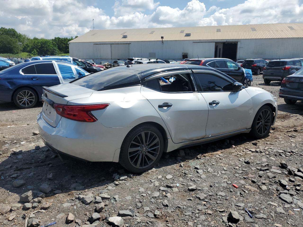 2017 Nissan Maxima 3.5S - Фото 3