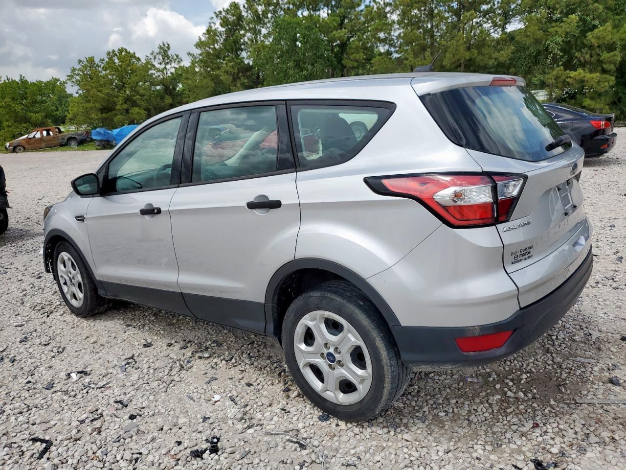 2018 Ford Escape S - Фото 2