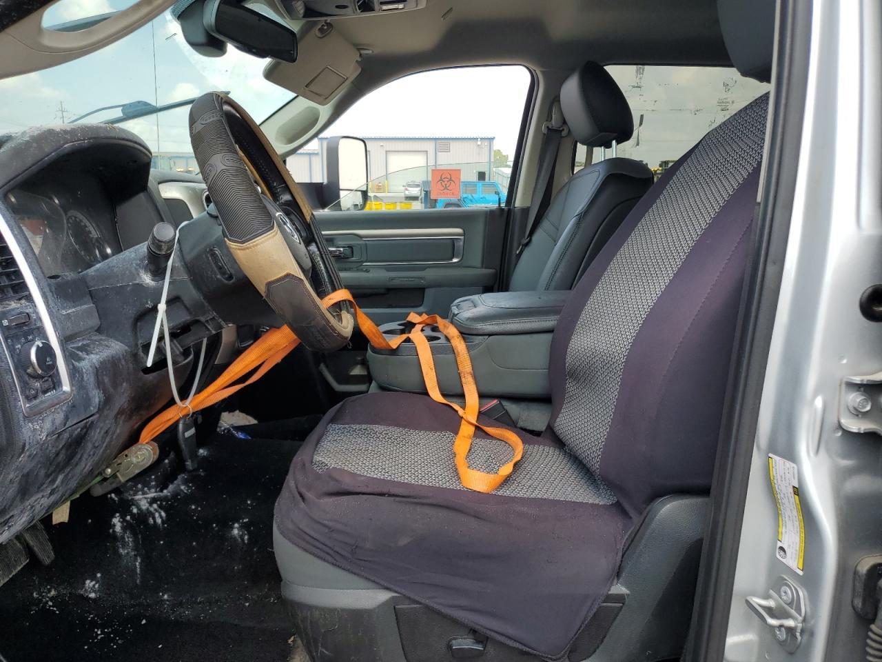 2018 Ram 3500 Slt - Image 7