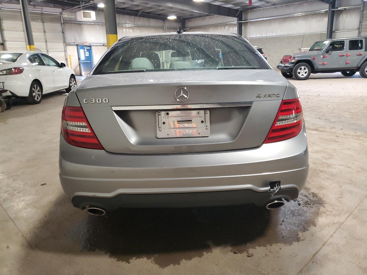 2012 Mercedes-Benz C 300 4Matic - Image 6