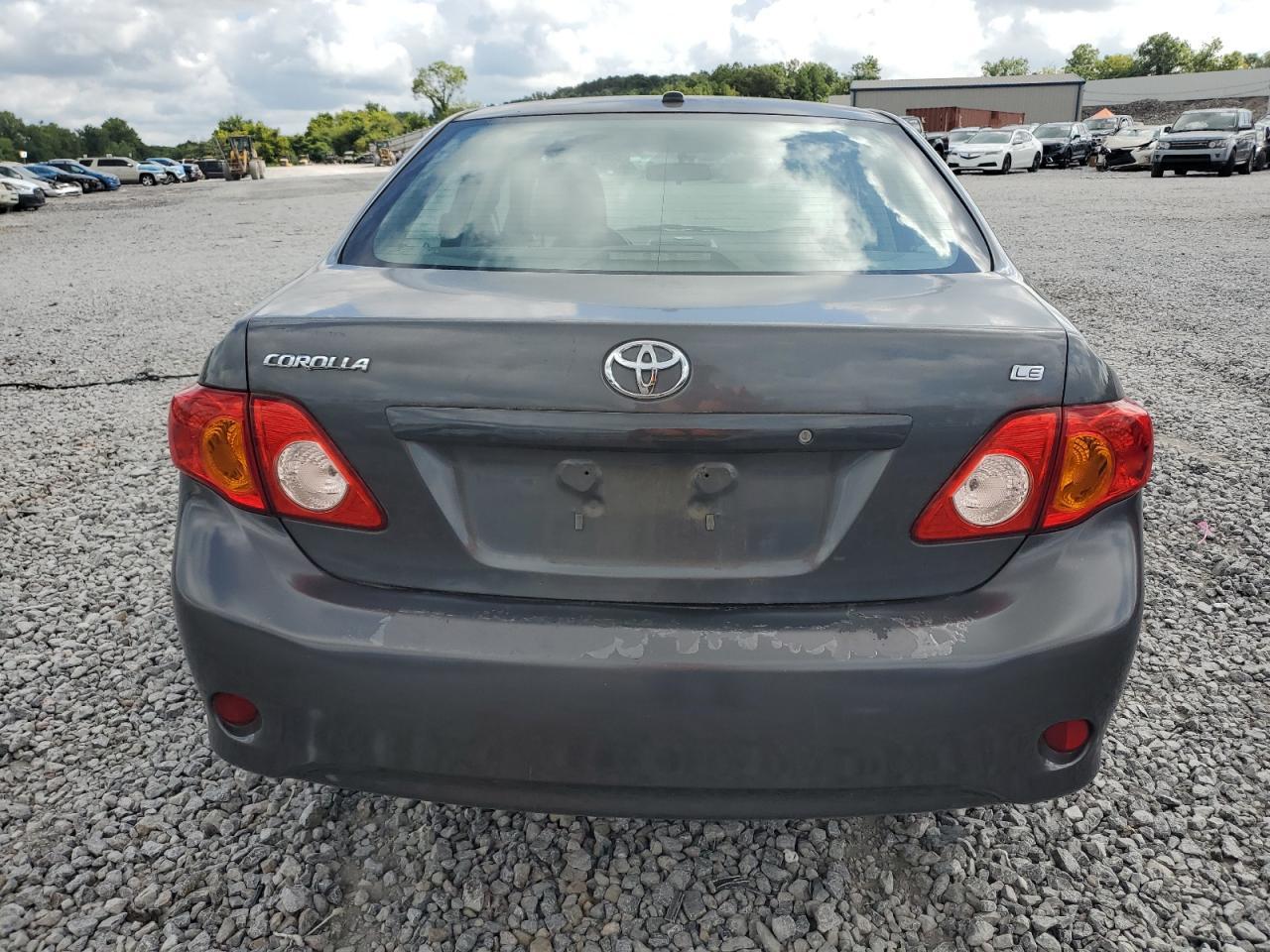 2010 Toyota Corolla Base - Фото 6