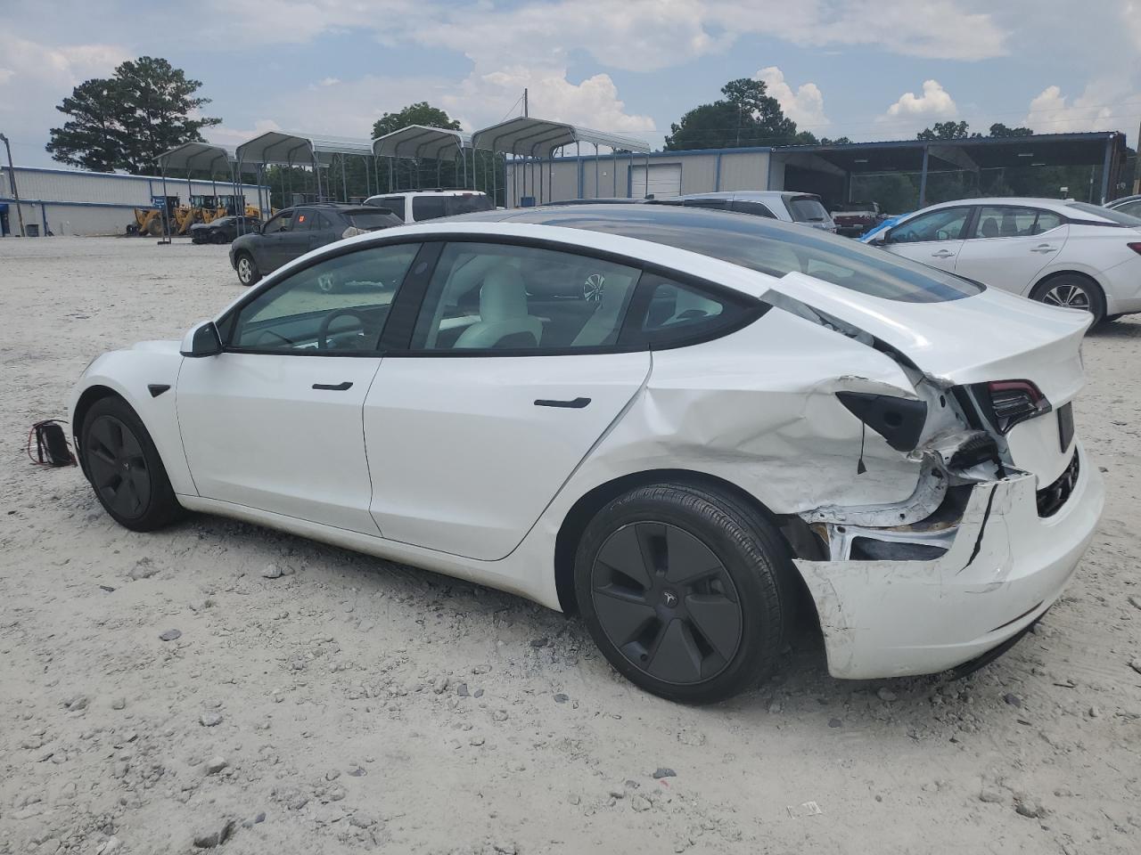 2023 Tesla Model X - Фото 2