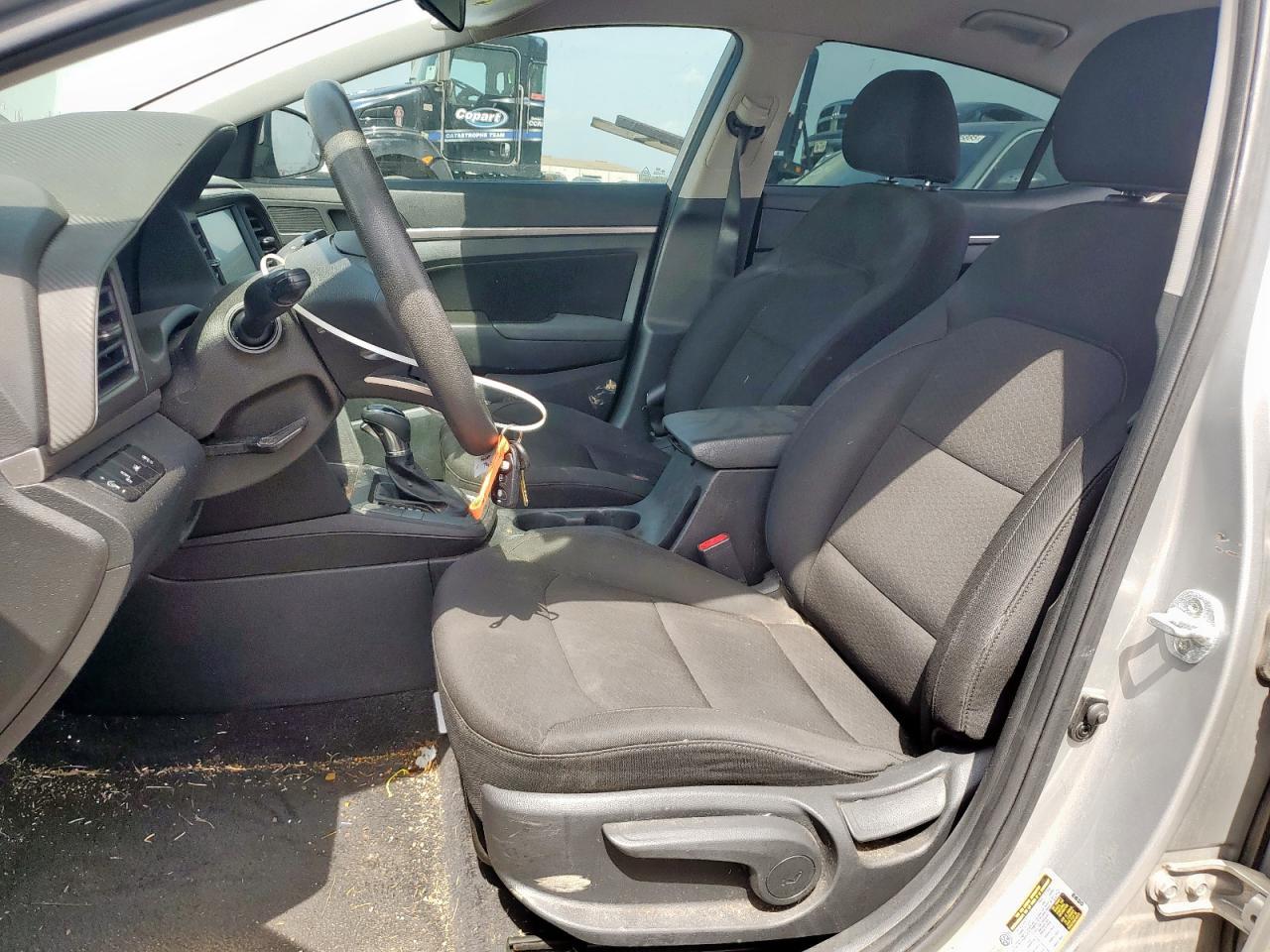 2020 Hyundai Elantra Sel - Фото 7