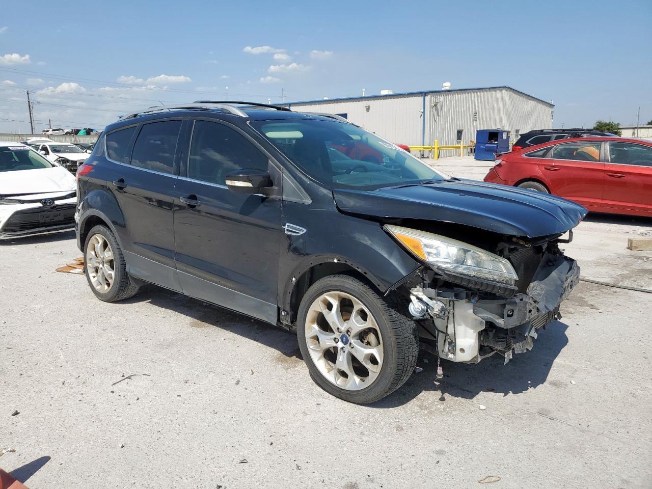 2015 Ford Escape Titanium - Image 4