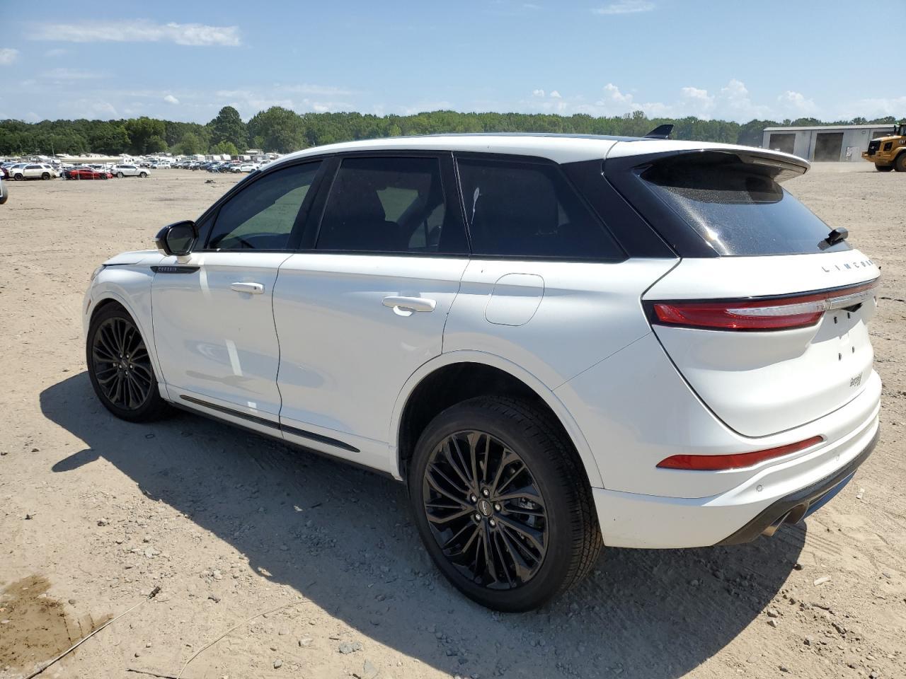 2024 Lincoln Corsair - Фото 2