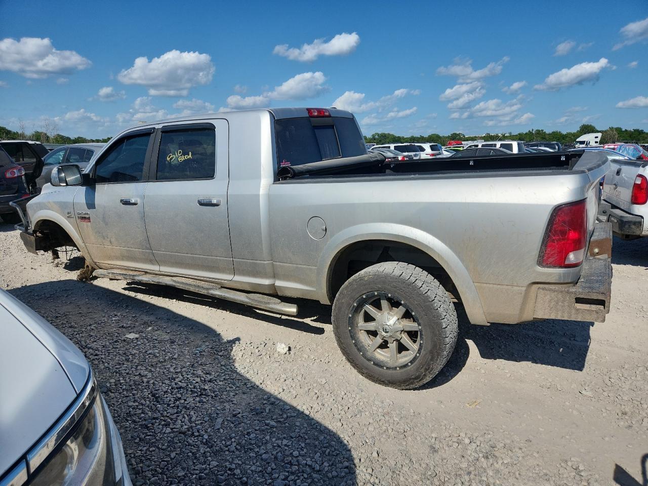 2012 Dodge Ram 3500 Laramie - Фото 2