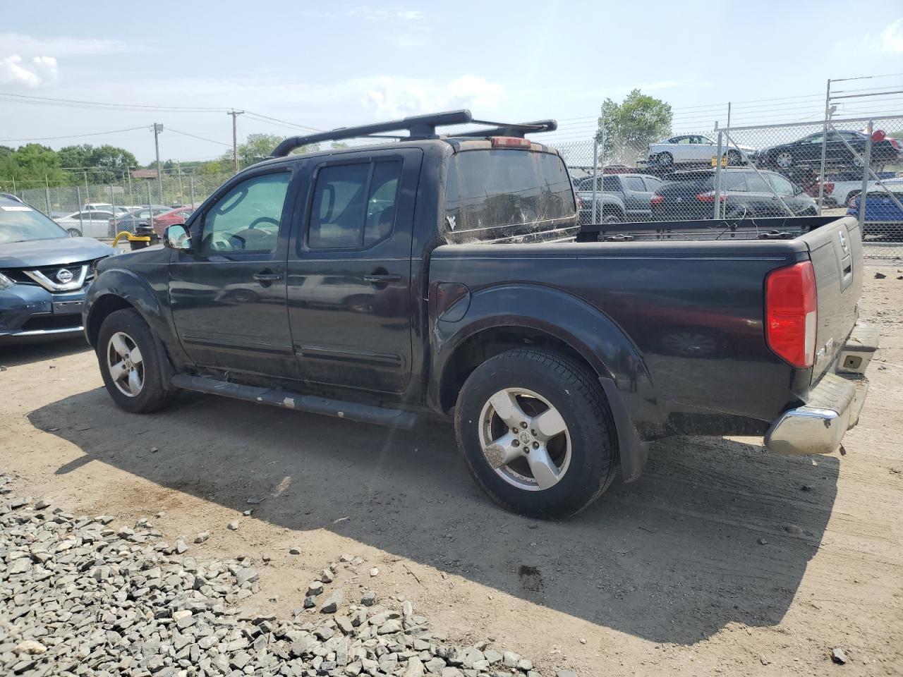 2005 Nissan Frontier Crew Cab Le - Image 2