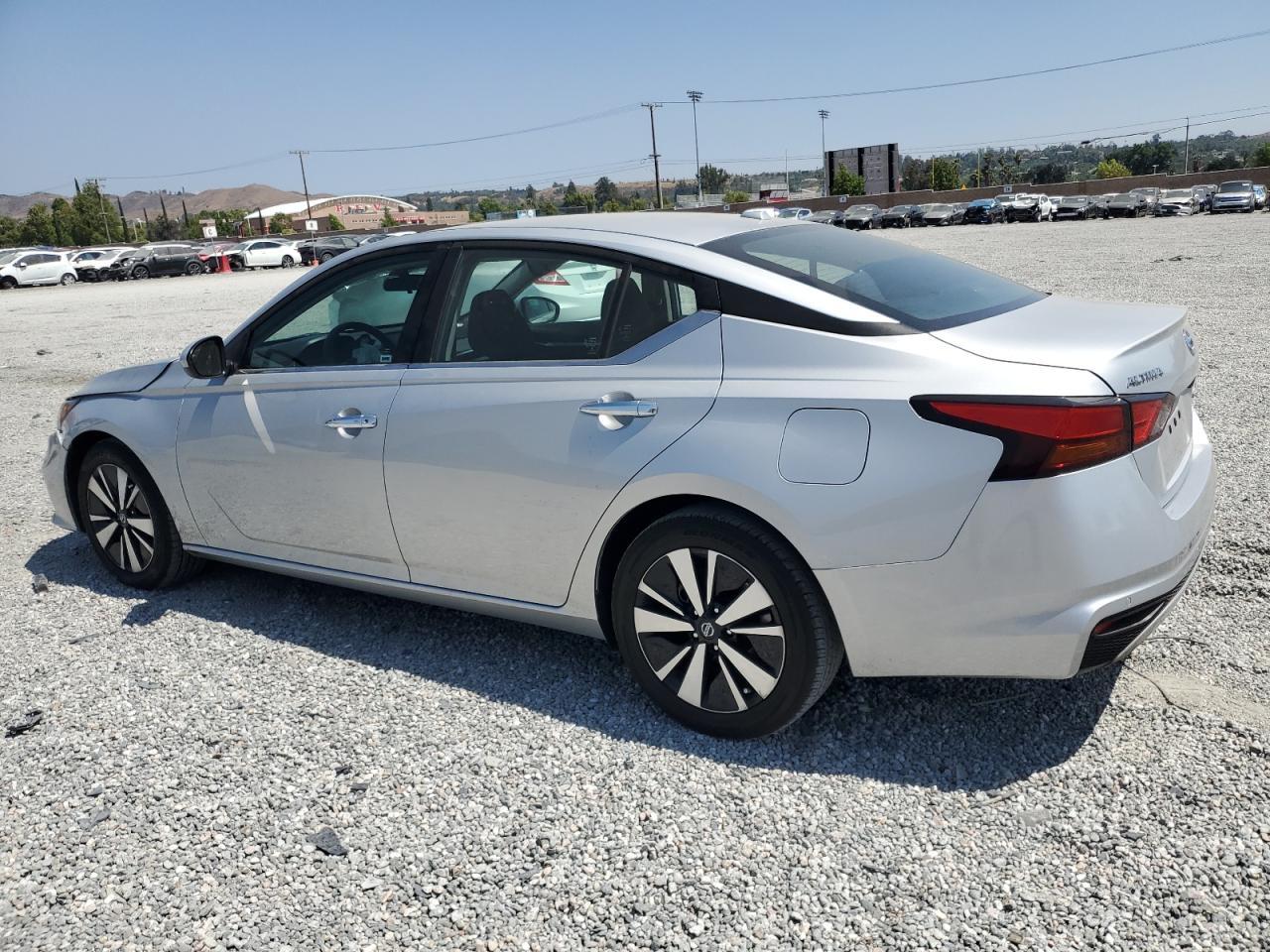 2021 Nissan Altima Sv - Фото 2