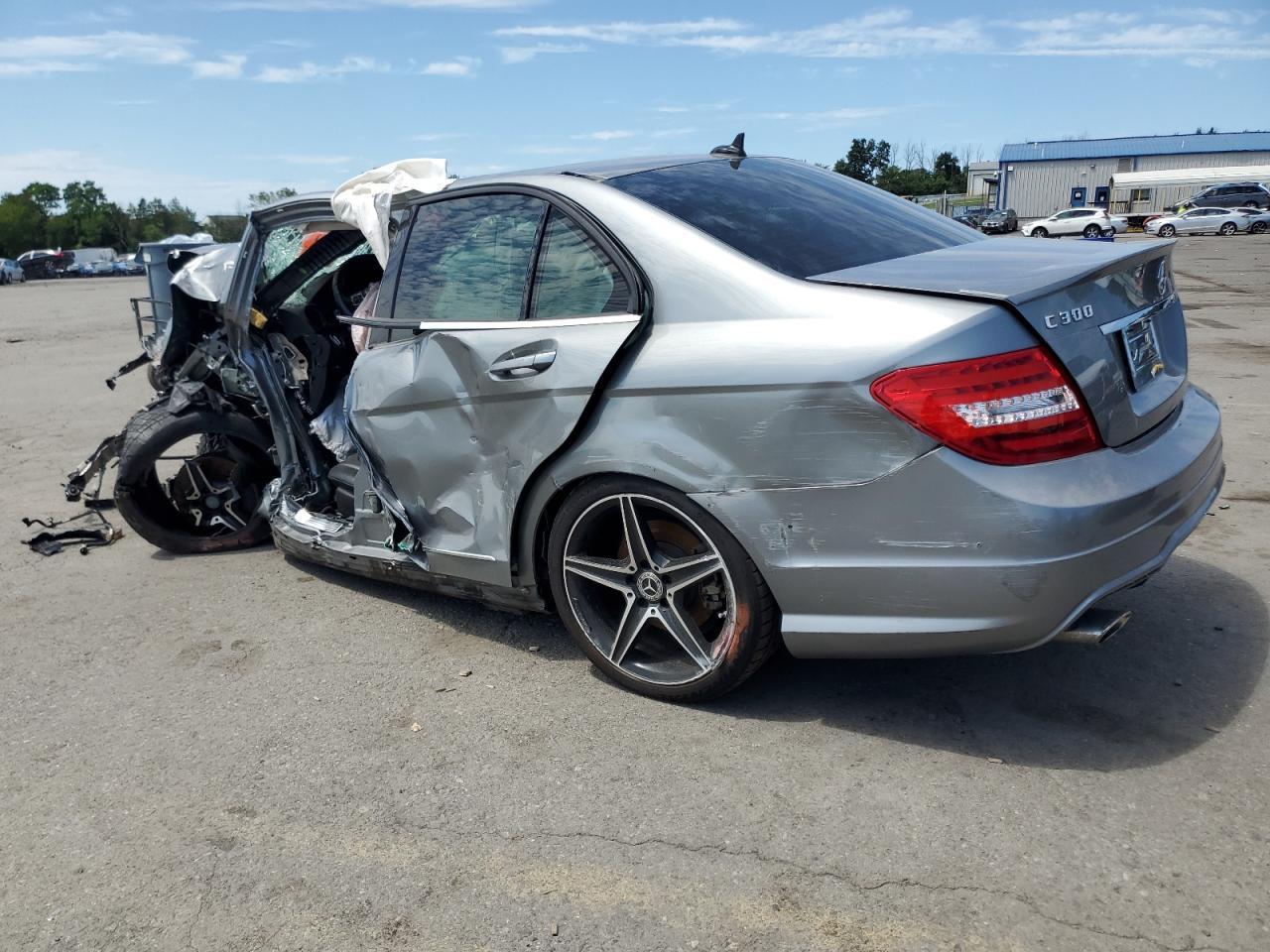 2013 Mercedes-Benz C 300 4Matic - Фото 2