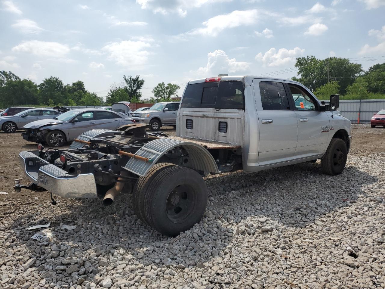 2018 Ram 3500 Slt - Image 3