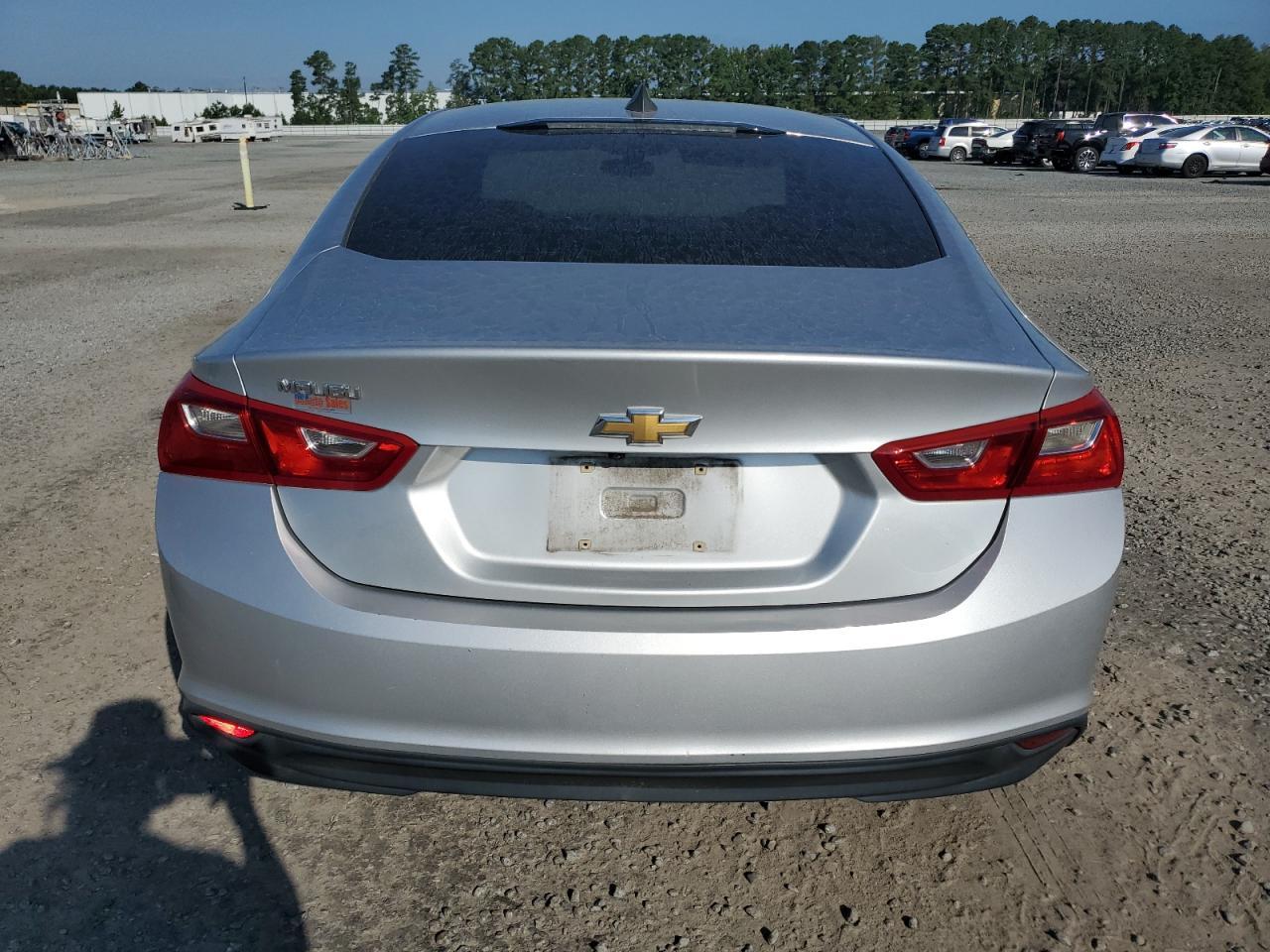 2017 Chevrolet Malibu Ls - Image 6