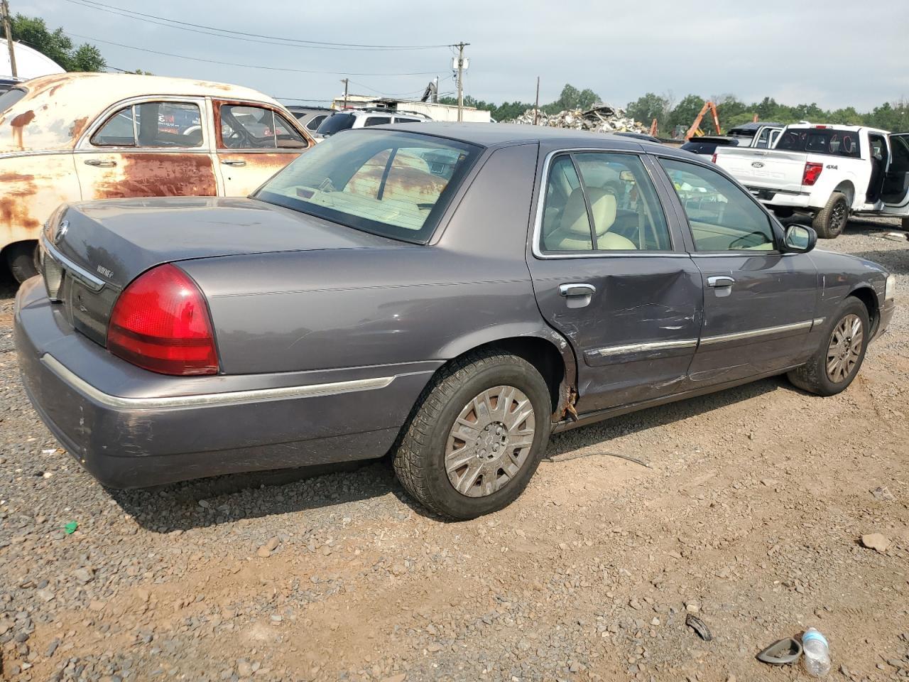 2007 Mercury Grand Marquis Gs - Фото 3
