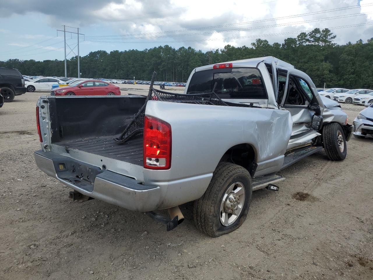 2005 Dodge Ram 2500 St - Image 3