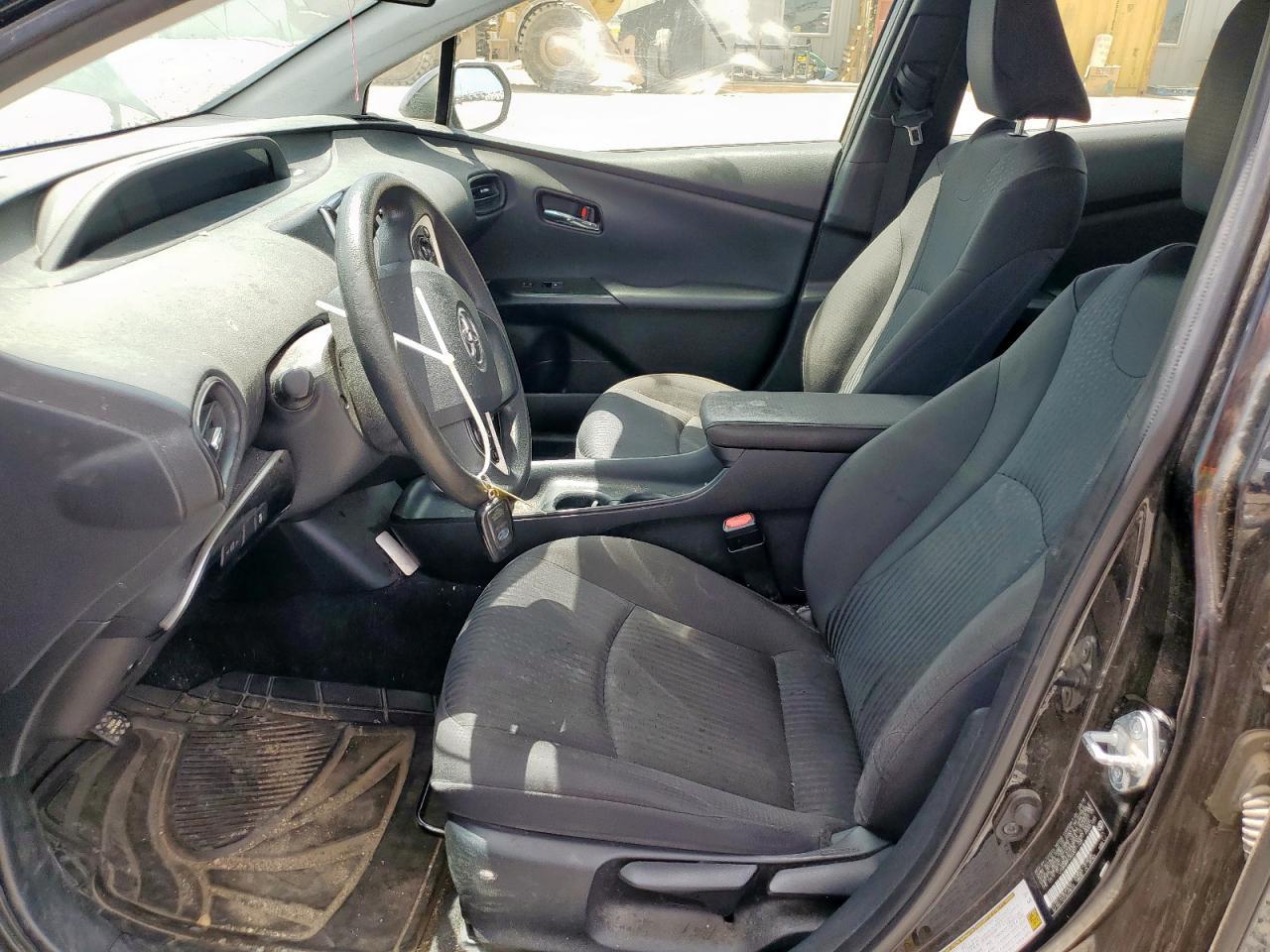 2016 Toyota Prius - Фото 7