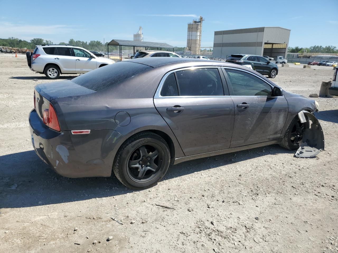 2010 Chevrolet Malibu Ls - Image 3