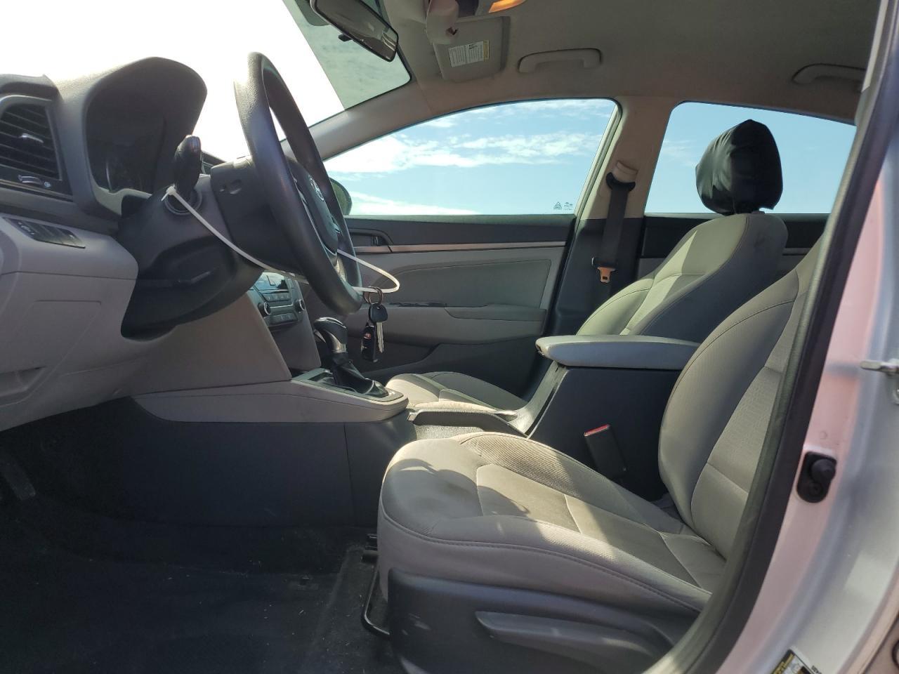 2017 Hyundai Elantra Se - Фото 7