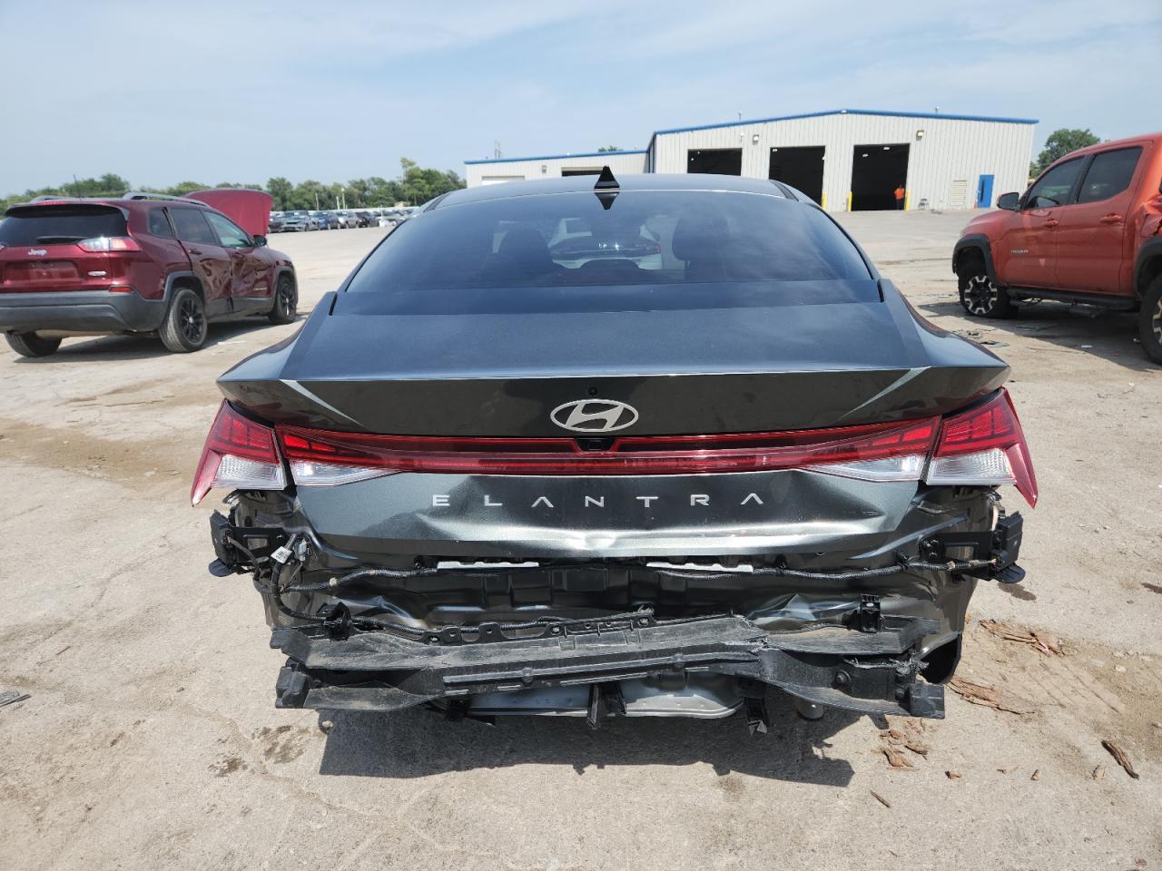 2024 Hyundai Elantra Sel - Фото 6