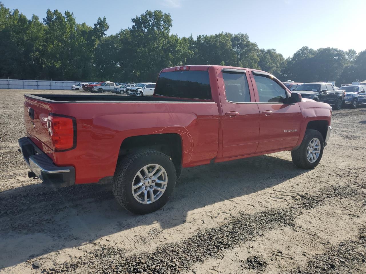 2018 Chevrolet Silverado C1500 Lt - Image 3