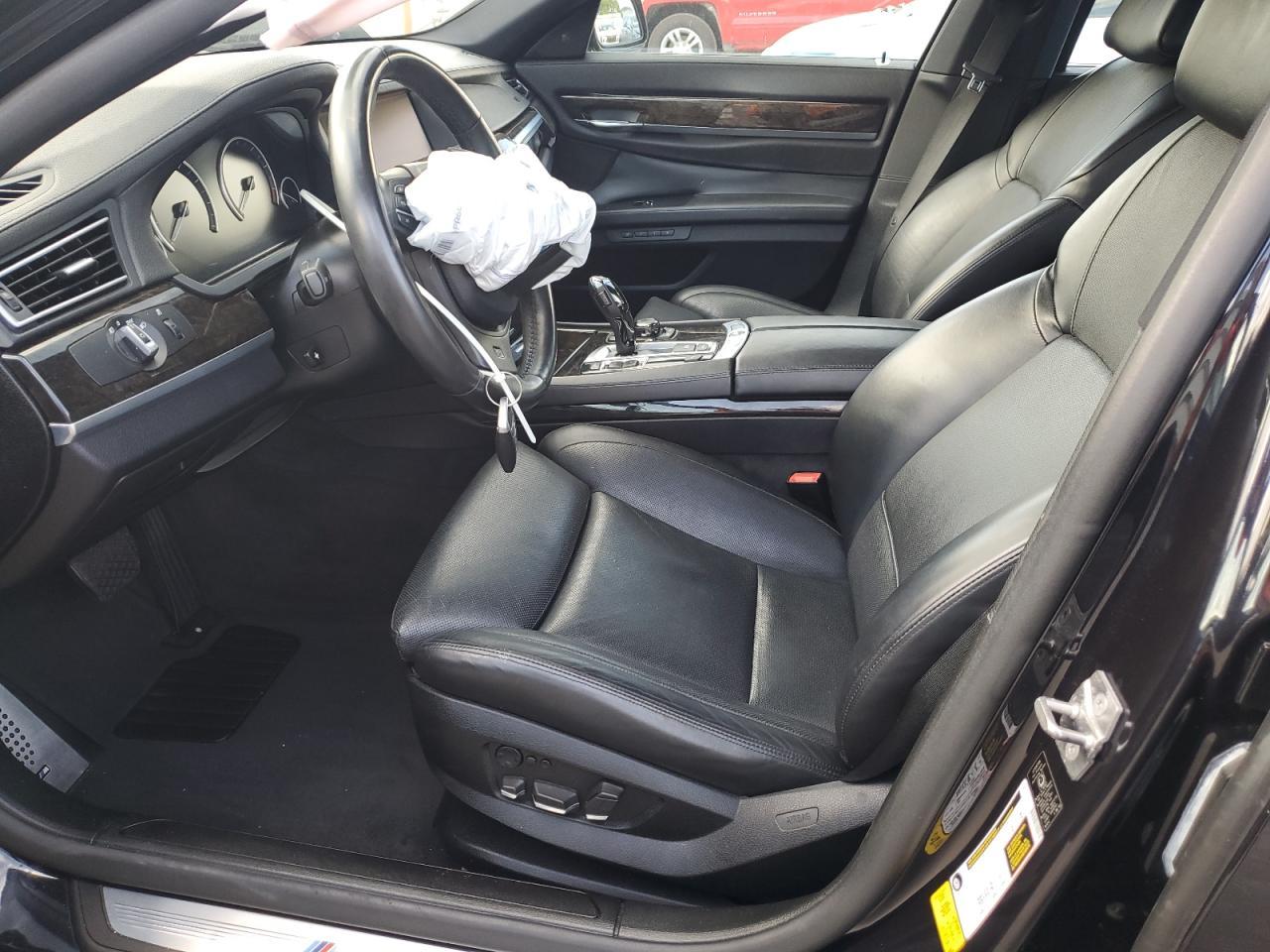2012 BMW 750 Li - Image 7