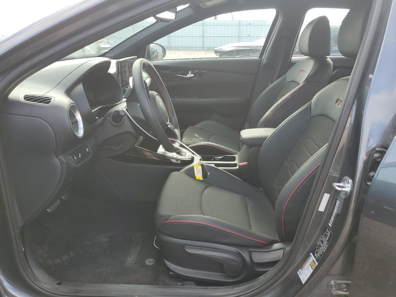 2022 Kia Forte Gt - Image 7