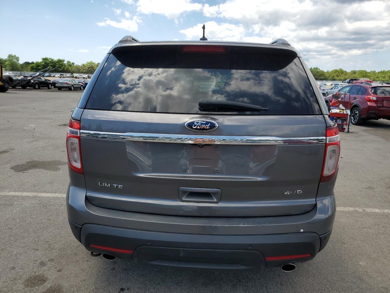 2013 Ford Explorer Limited - Image 6