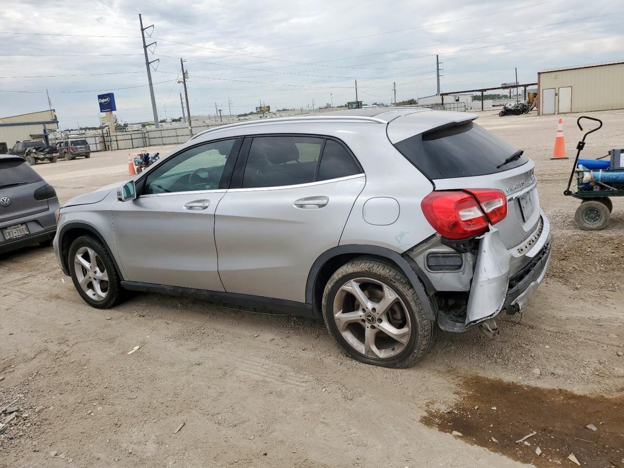 2018 Mercedes-Benz Gla 250 4Matic - Image 2