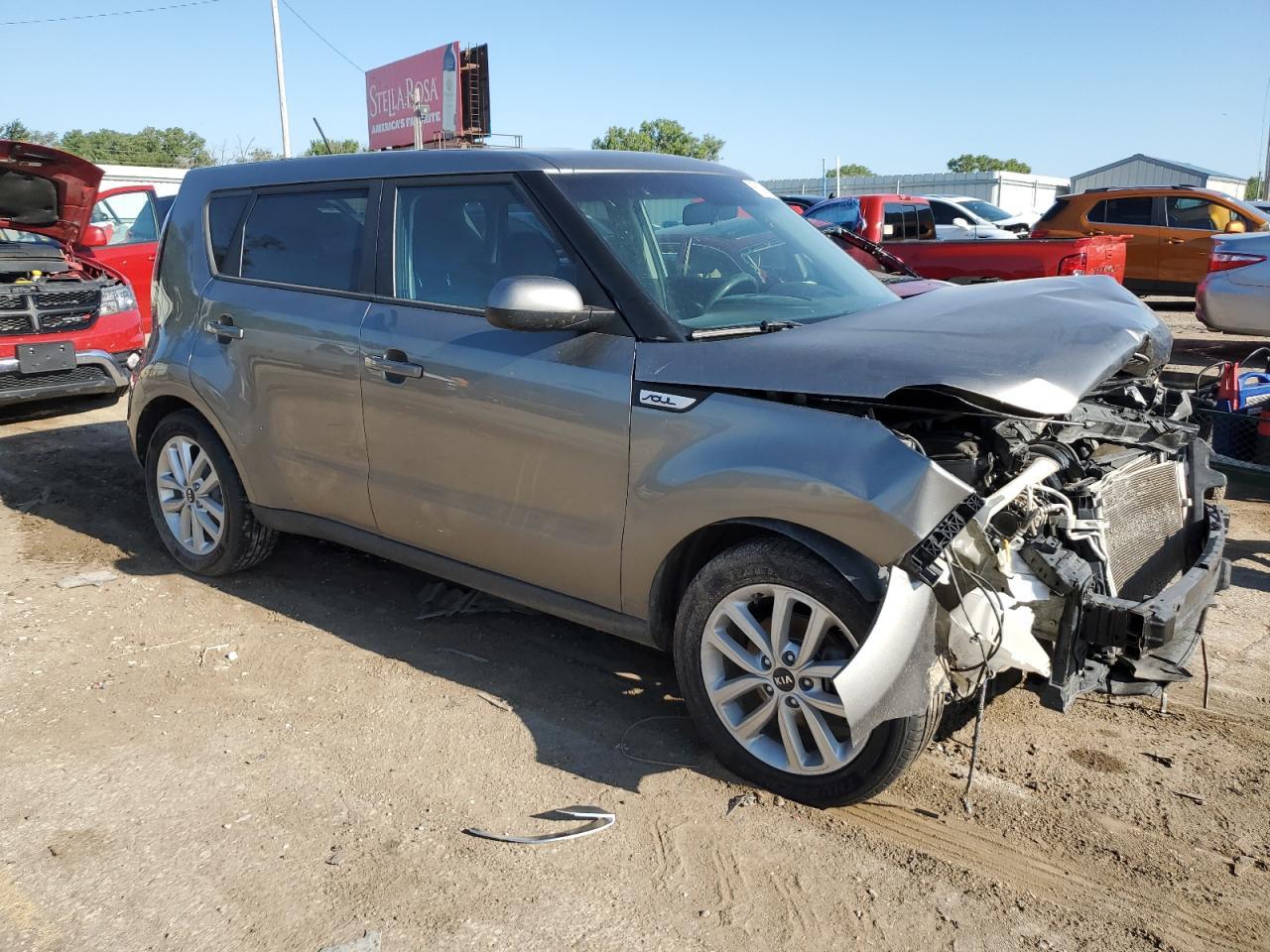 2018 Kia Soul + - Image 4
