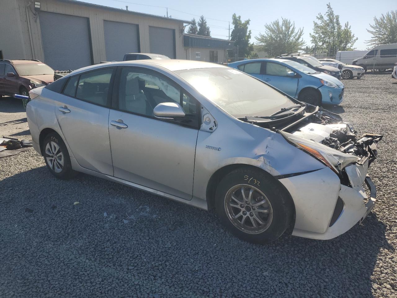2017 Toyota Prius - Image 4