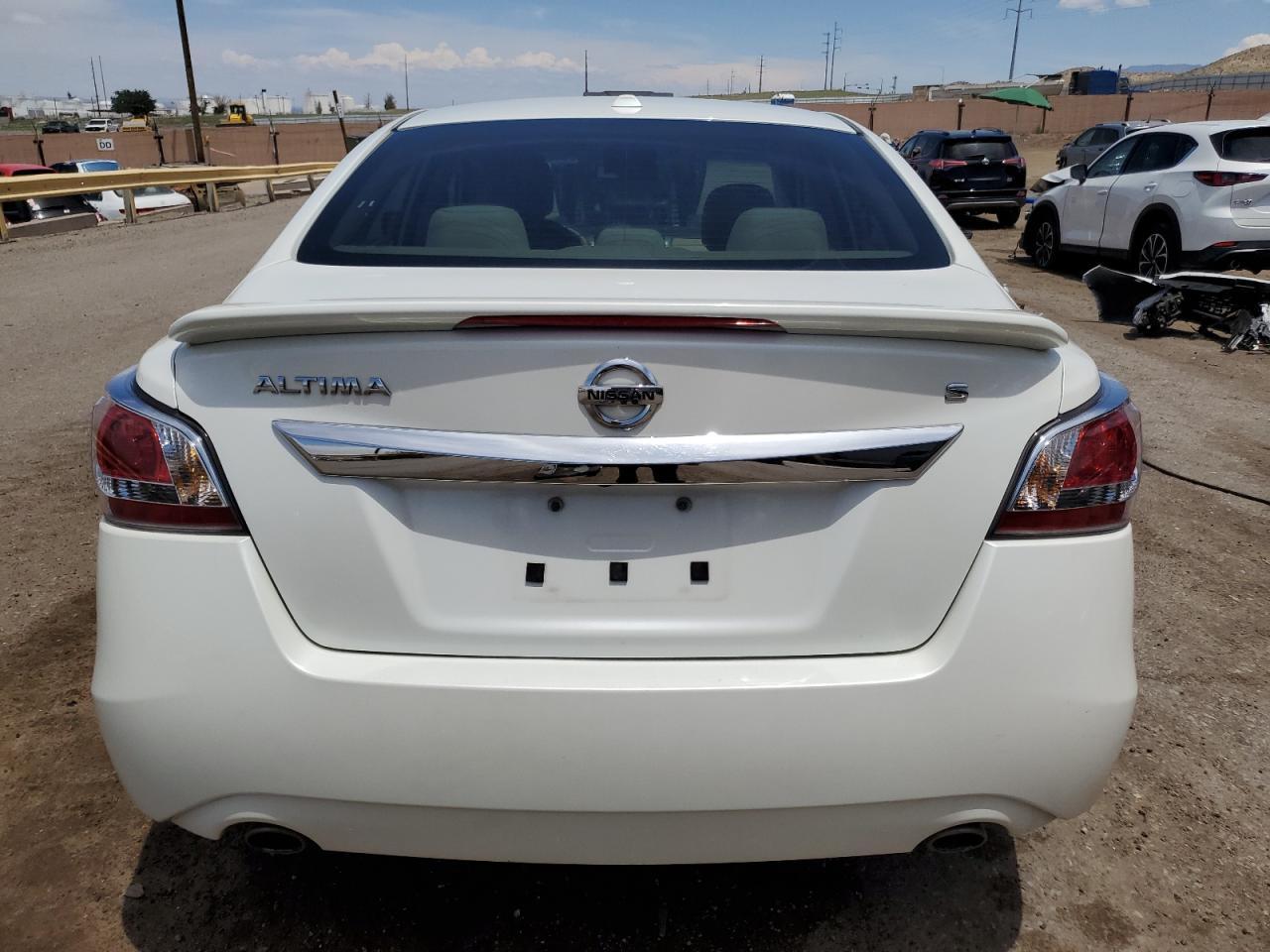 2015 Nissan Altima 2.5 - Фото 6