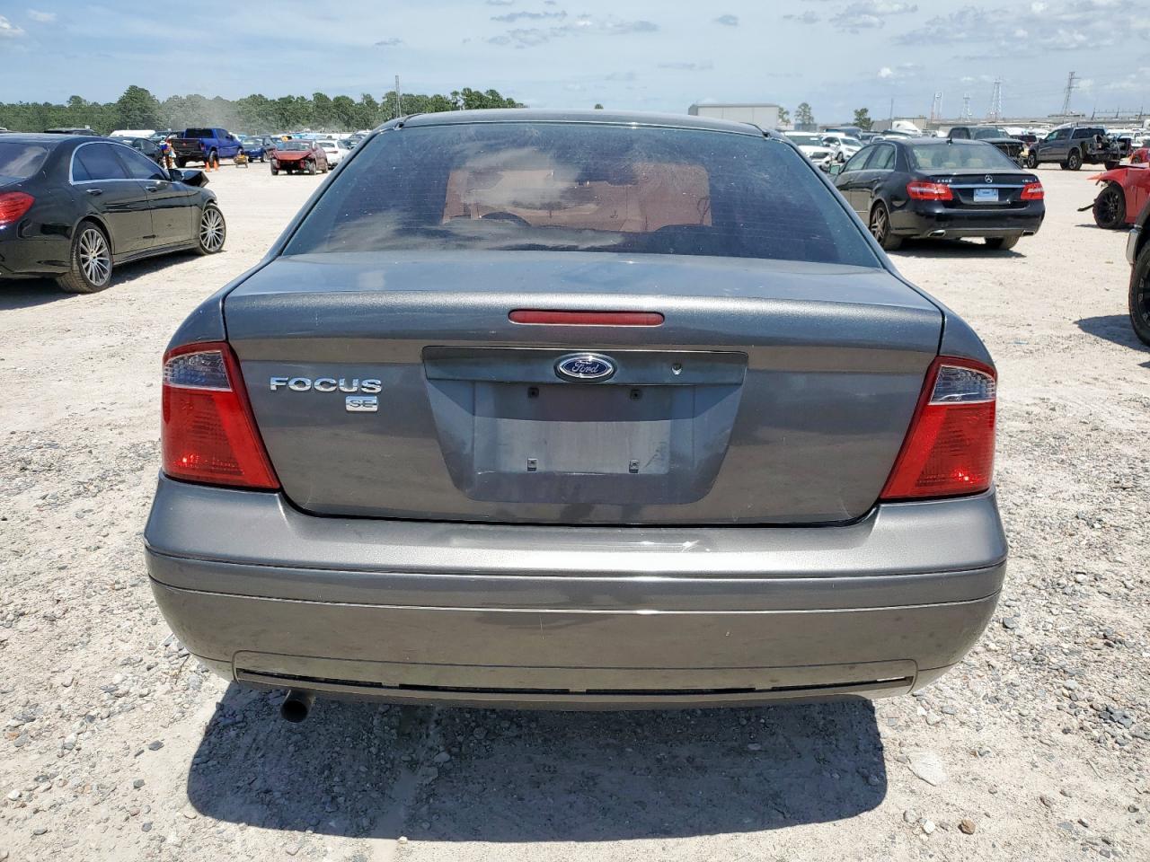 2007 Ford Focus Zx4 - Image 6