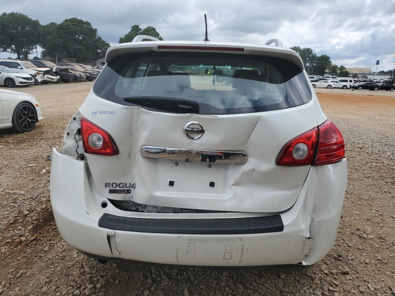 2014 Nissan Rogue Select S - Image 6