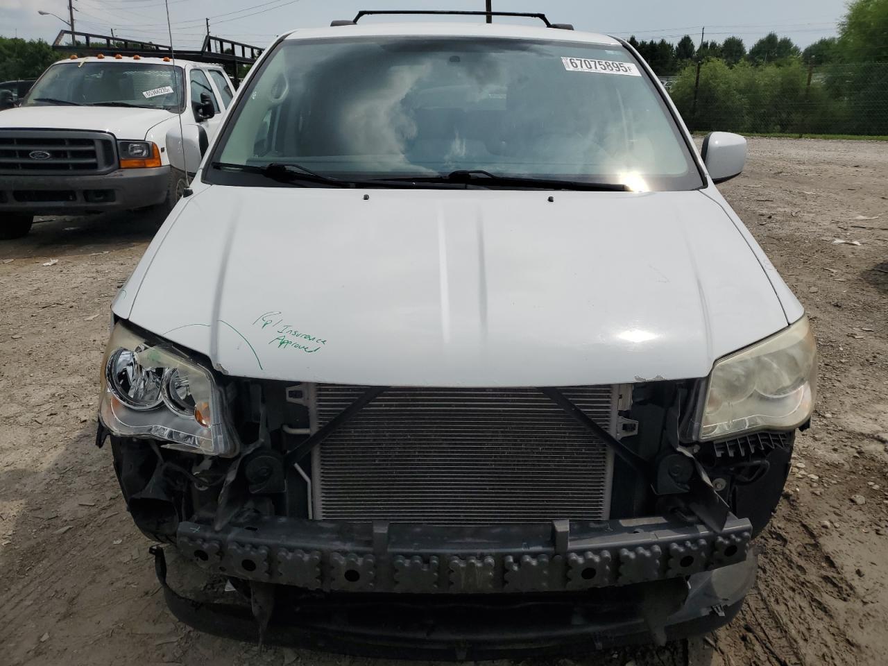 2014 Dodge Grand Caravan Sxt - Image 5
