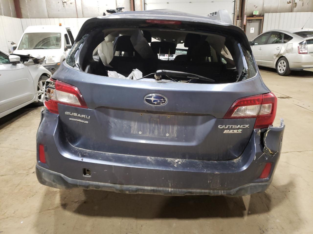 2017 Subaru Outback 2.5I - Image 6