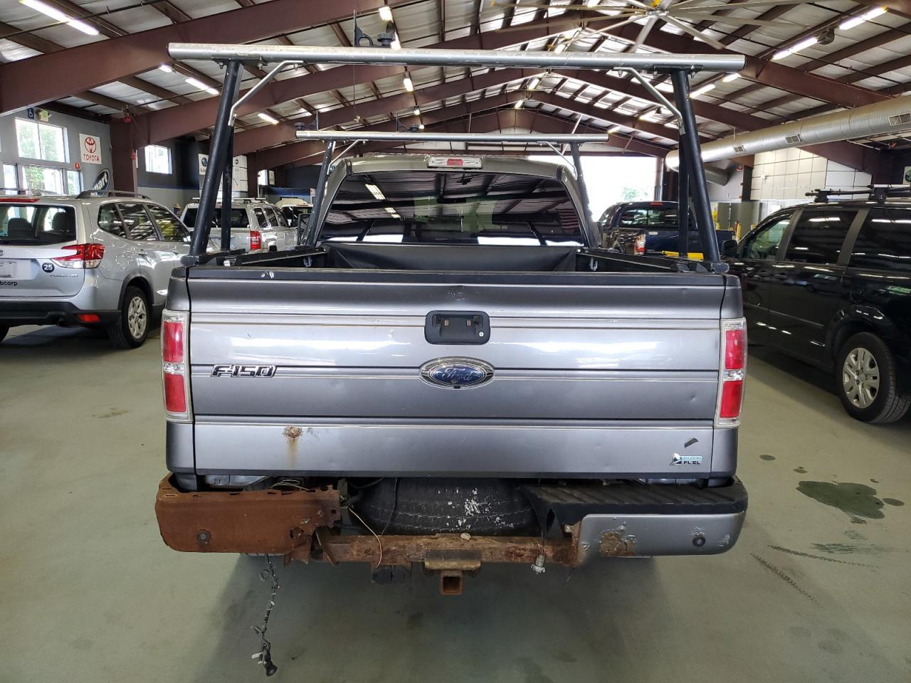 2010 Ford F150 Supercrew - Image 6