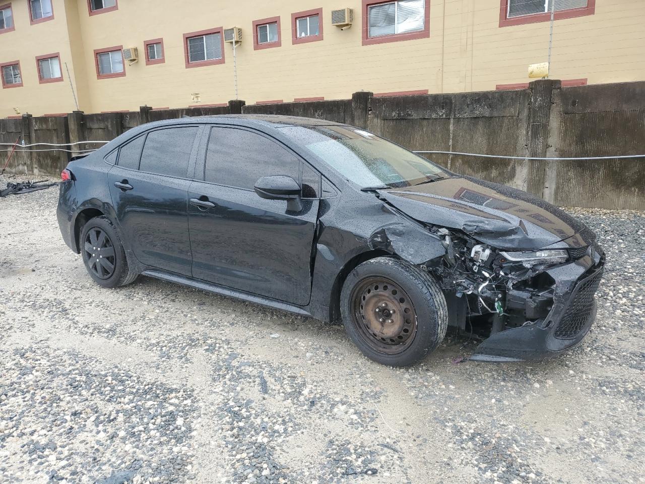 2020 Toyota Corolla Le - Image 4