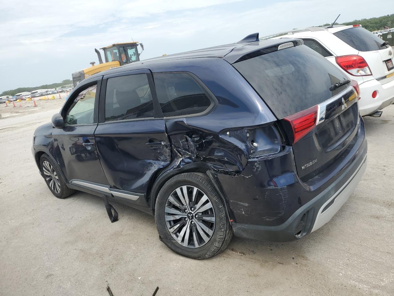 2019 Mitsubishi Outlander Se - Фото 2