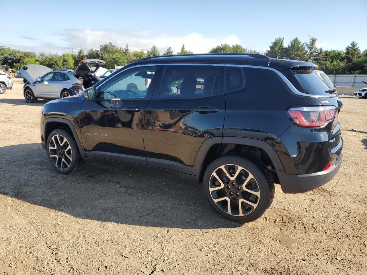 2018 Jeep Compass Limited - Фото 2