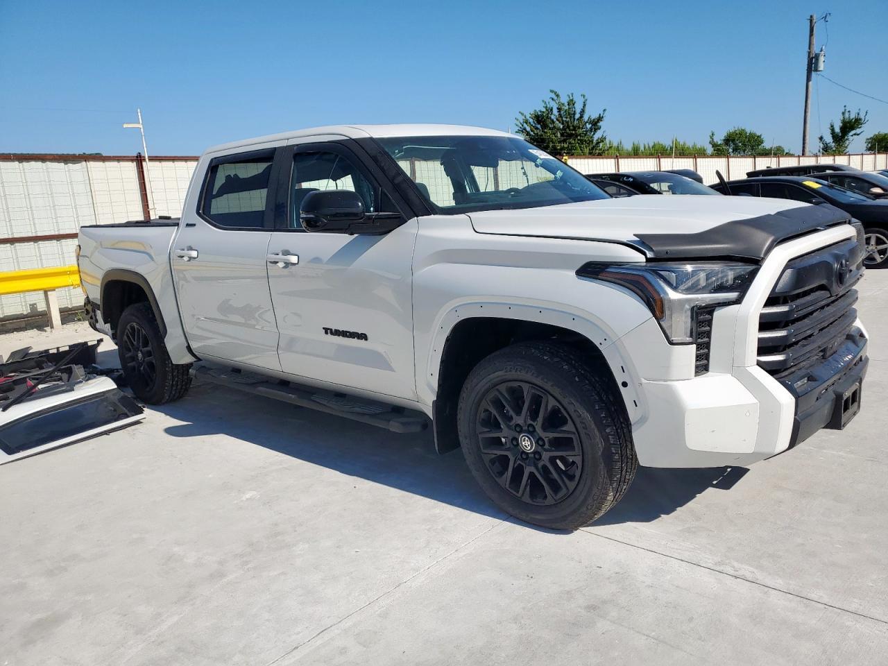 2025 Toyota Tundra Crewmax Limited - Image 4