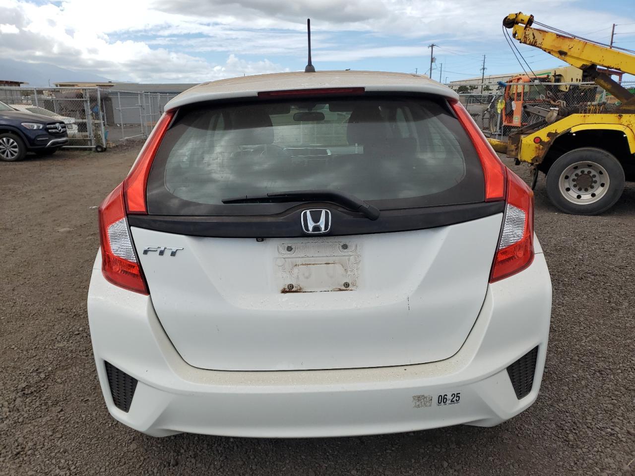 2017 Honda Fit Lx - Image 6